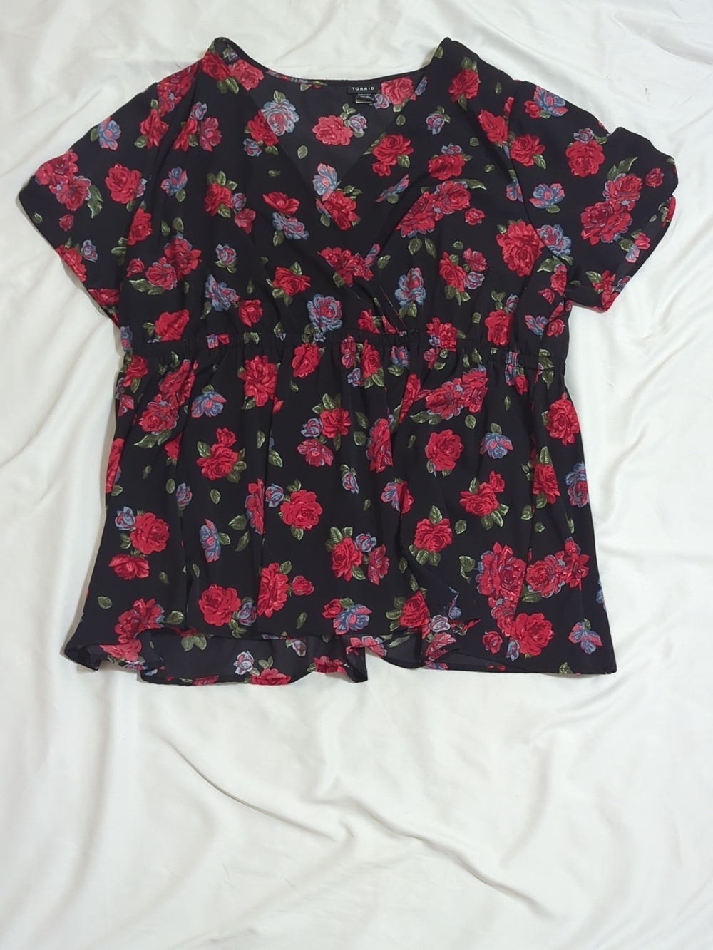 Torrid Floral Print Surplice Babydoll Top, Black Rose Size 3X